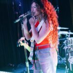 Tori Kelly Instagram - yall sang a whole 2 songs (including harmonies & adlibs) without me even on stage lol 🤯🔥