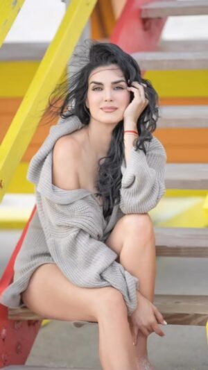 Scarlet Ortiz Instagram - #tbt Fotos de mi bello @danielalonsofoto y maquillaje de mi Amichi @amichidivino 
💜🙌🏻📸