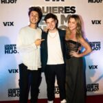 Ludwika Paleta Instagram - Anoche vimos junto con muchos amigos , familia y compañeros. “QUIERES SER MI HIJO” Gracias @juanpazurita por hacer posible que , por única vez, viéramos la peli en el cine 🍿

Por cierto, ya es la película más vista en @vix  Tu, ya la viste?