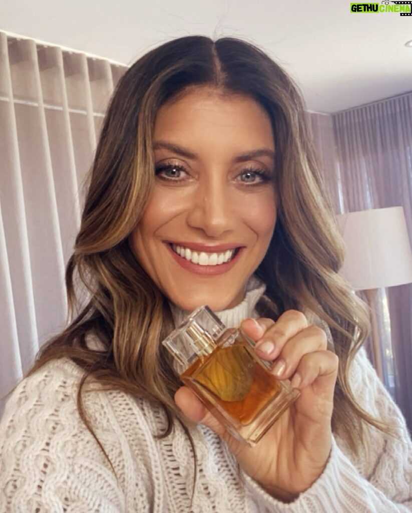 Kate Walsh Instagram - ✨ Happy #NationalBoyfriendDay lovers! ✨ Whether u've got a snuggle buddy or not, don't worry cause the Original #Boyfriend Eau de Parfum's got u covered. Grab it at 50% off at the link in bio for today only w/ code: BFDAY23 💃 Because love, like perfume, should be irresistible...and 50% off 😂💕 ( 10% off our new Eau de Parfums too!)