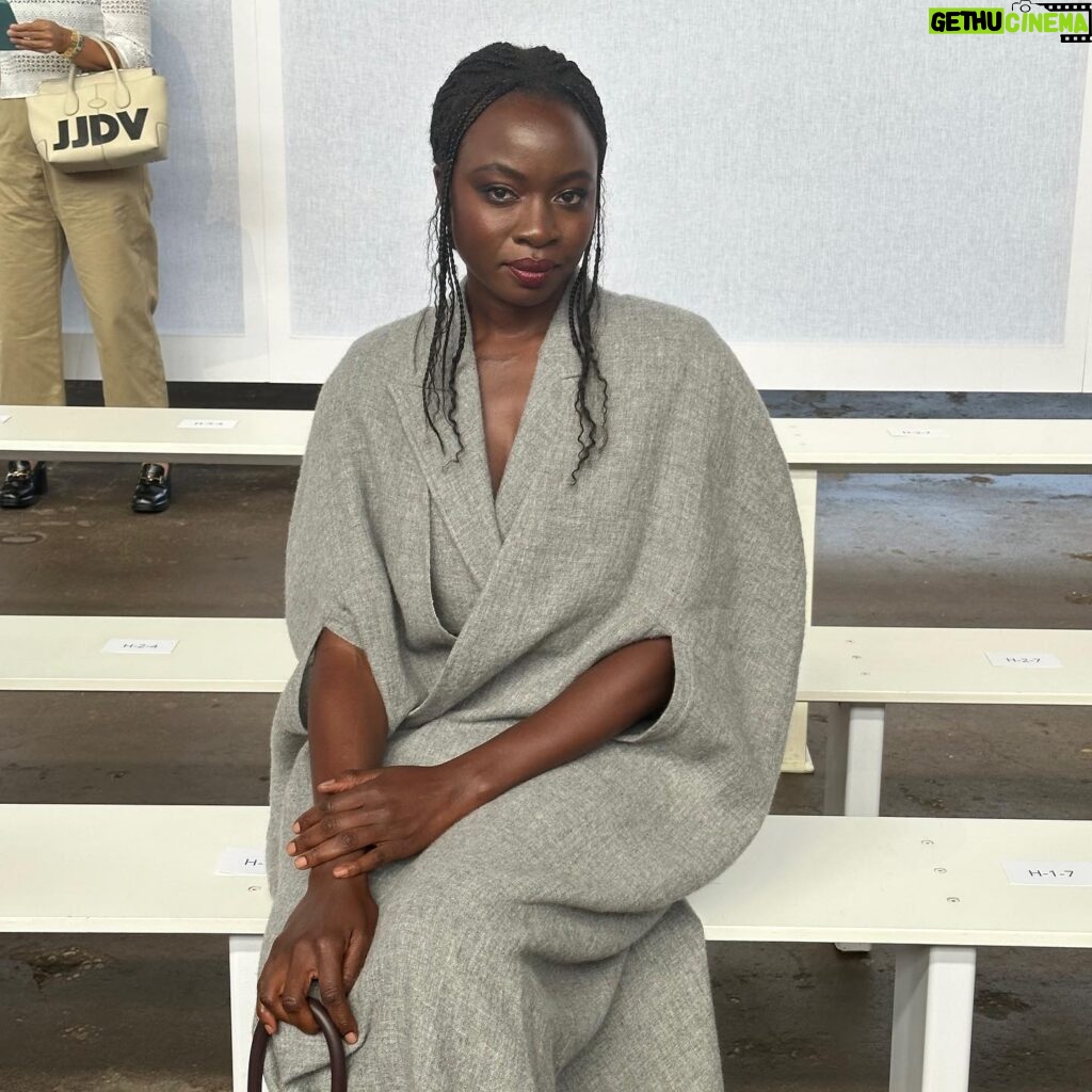 Danai Gurira Instagram - #Flashback to my time celebrating my friend @gabrielahearst at her show during #NYFW. As always, a gorgeous display of elegance, craftsmanship and beauty. Loved this collection and the grounded global awareness everything she does brings to the fashion sphere.