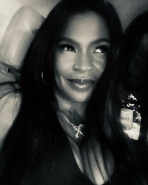 Nia Long Instagram - Brooklyn nights 😍