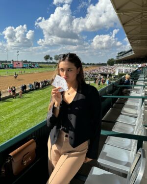 Daniela Calle Instagram - 🐎