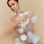 Clara Galle Instagram - Estamos en @harpersbazaares!!!!🩵 Ese día fue precioso!✨ Por @alvarogracia 🫠
@ikasanchezfr 
@diegosernah