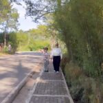 Karla Estrada Instagram - Our Hearts are pumpin!!🩵🩵Morning walks… 
Always fun..☕️☕️☕️