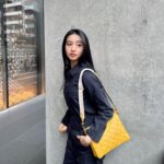 Kōki Instagram - 今日のルック☺️

@vntus_official の envie で瞳をメイクしてみました🥰

Bag thank you @louisvuitton 💗

Photo by sis @cocomi_553_official ❤️