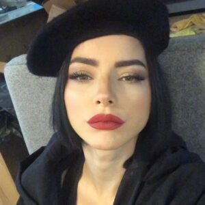 Merve Boluğur Instagram - 🔪