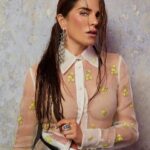Karla Souza Instagram - "Me gustaría que entre industrias nos ayudáramos a visibilizar más las necesidades de los deportistas en México". Como 'Change Maker' de #MujeresDelAño 2023, #KarlaSouza nos revela cómo se preparó para interpretar a 'Mariel' en #LaCaída y los aprendizajes que se llevó a lo largo de esta experiencia. ✨
¡Lee más en nuestro link en bio! #GlamourWOTY