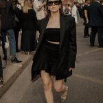Anna-Maria Sieklucka Instagram - Drogie!
Po ostatniej ankiecie a propos akceptacji swojego ciała, wiele z Was napisało, że wstydzi się tego jak wygląda. Przeważnie nie sprawiacie sobie komplementów i często poczucie własnej wartości uzależniacie od zdania innych na Wasz temat. 
Zastanawiałyście się skąd to się bierze? Dlaczego pozwalacie na to, by Waszą osobistą wartość dyktowali Wam ludzie? Jaka sytuacja/ jakie sytuacje spowodowały, że straciłyście niekiedy swoją kobiecość a czasem nawet tożsamość? 
Dla mnie każda z Was jest piękna, wyjątkowa i warta wszystkiego. Każda tak przepięknie różna. Każda tak niezwykle unikatowa. 
Nie zapominajcie proszę o tym, że jest w Was potencjał, który warto rozwijać. A kiedy tak krok po kroku, choćby zaczniecie od tego najmniejszego - uwierzycie w to, że warto siebie pokochać, to wtedy to, co sądzą o Was inni ludzie zacznie mieć coraz mniejsze znaczenie.
Bardzo Wam tego życzę i bardzo w Was wierzę 🤍
.
.
.
📸 @nadiakrawiecka 

#selflove #selfcare #knowyourworth #youareenough