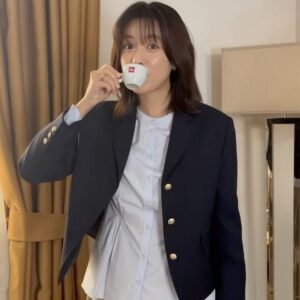 Han Hyo-joo Instagram - #북마케도니아 
#northmakedonia 
#ohrid

.....with Mom 🤍