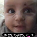 Nicola Coughlan Instagram - A baby. A baby pulled out of rubble smiling. Where is your humanity @rishisunakmp @keirstarmer ?

#ceasefirenow