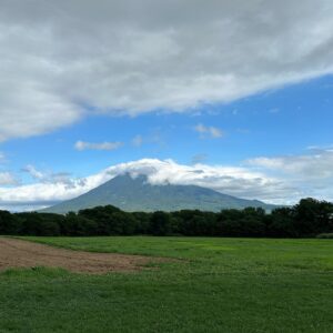 Kasumi Arimura Instagram - 🚲🍃

北海道ロケの思い出。#さよならのつづき

写真集が完成に近づいてきました。
写真展も含めて、こうしたい、ああしたいが実現できますように😙

喜んでくれたらいいなぁ。