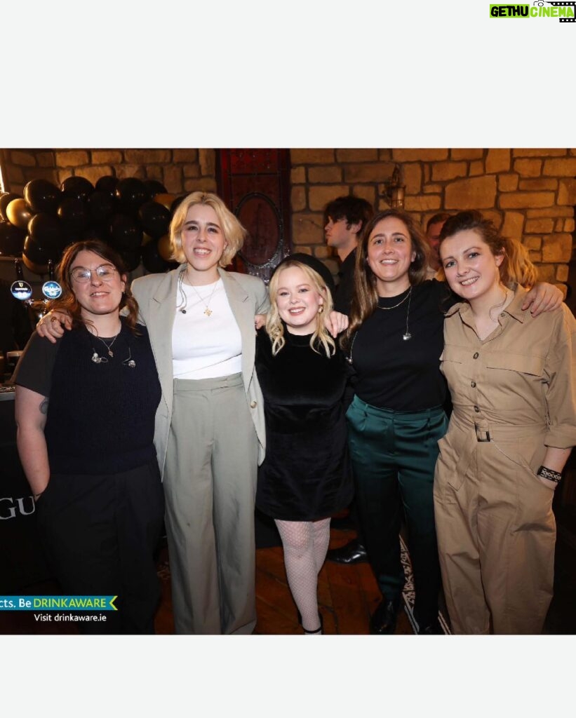 Nicola Coughlan Instagram - Happy Anniversary VFI! Some of my favourite memories from home are spending time in an Irish pub, there’s nothing like it. So let’s raise a Guinness to the Vintners’ Federation of Ireland. Wishing you many more years of supporting the pubs of Ireland.
@vfipubs @guinness #AD