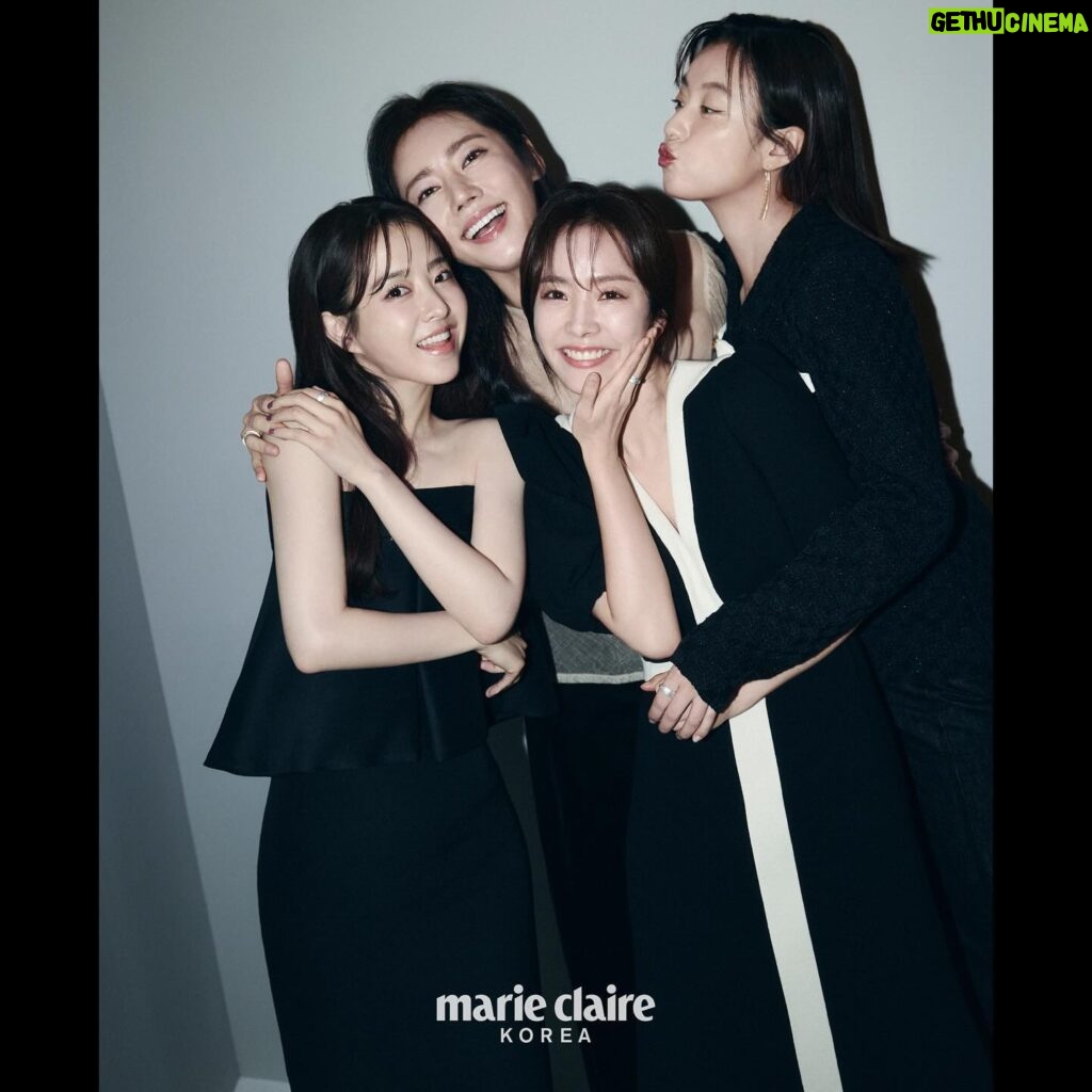 Park Bo-young Instagram - 함께해서 더욱 따뜻했던 
unicef team 💙 BH @marieclairekorea