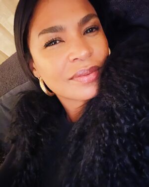 Nia Long Instagram - 😘