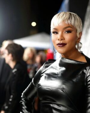 LeToya Luckett Instagram - ✨RENAISSANCE PREMIERE ✨

@beyonce put her heart into this movie. I danced, sang, cried & laughed in that theater the same way I did at the show. This woman is AMAZING. Please support this film. It captures the true artistry, the loving wife & mom, the director , the visionary & ICON that she is. I will go as far to say she’s an athlete at this point after watching the film 😆 It is a true honor to witness & be a part of her beautiful journey. Love ALWAYS, LeToya ❤️

Styled by: @icontips 
Makeup: @drodbeauty 
Hair:  @thastylist18
Photos by: @sterlingpics
