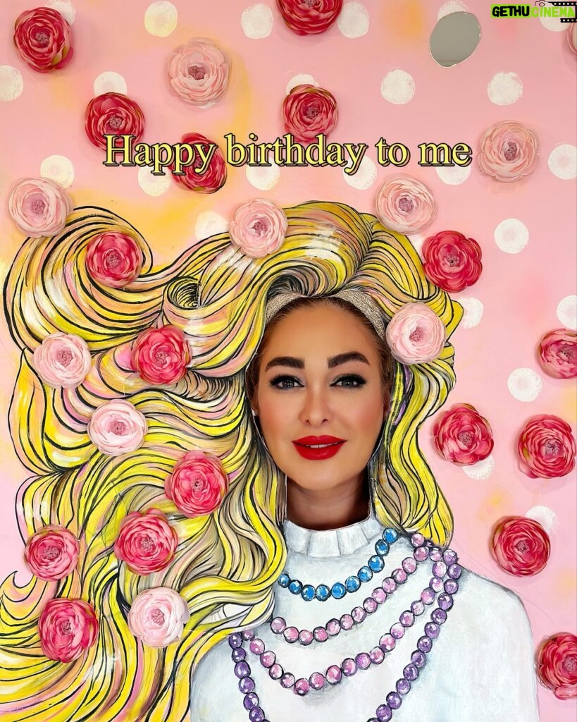 Elham Hamidi Instagram - HBD TO ME🎂🥳🥰