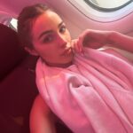 Olivia Culpo Instagram - 🇬🇧