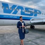 Juliana Alves Instagram - Atenção tripulação: comissária Cláudia voando pelo seu feed 💙✈️

‼️‼️Atenção para a chamada: 
Voo VASP 375 HOJE nos cinemas de todo o Brasil. Embarque conosco nesta viagem inesquecível! 

Um filmaço @estudioescarlate @stardistributionbr 
Direção @marcusbaldini 
Fotografia @rhebling_junior 
Roteiro @mikaeldealbuquerque 

#osequestrodovoo375 #cinemanacional
