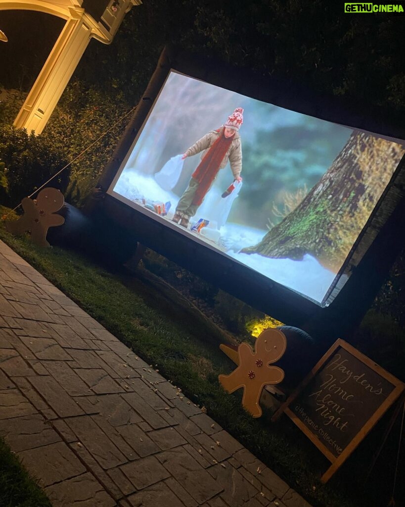 Camilla Luddington Instagram - Thank you to @thepicnic.collective for making our ‘Home Alone movie night’ dreams come true!!! 🎄 🌟🌟🌟