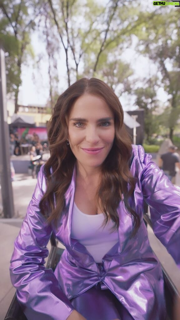 Karla Souza Instagram - La próxima semana @nu.mx estrenará su nueva campaña ‘Bienvenido a la era Nu’  de la que soy parte y con la que le decimos adiós a la prehistoria financiera y le damos la bienvenida a La era Nu. Y como parte del lanzamiento, quiero contarles que rompieron un récord mundial haciendo la transacción financiera más profunda bajo el mar... ¡sí, demostrando que incluso a 20 metros de profundidad también puedes tener el control de tu dinero!  Visita su perfil para ver el video completo.

Link del video completó en @nu.mx