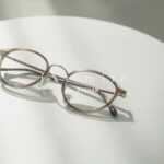 Nozomi Sasaki Instagram - .
eyewearの新作♡
もう春夏のメガネ🌸
販売開始しましたので是非チェックしてみてください！

#iNtimite
#iNtimitebyEYEVAN
=====
iNtimité by EYEVAN 2024 Spring & Summer の新作MOVIEをご紹介させていただきます。
春らしい彩りと華やかさを演出した素敵なMOVIEに仕上がっていますので、是非ご覧になってください🌸
 
＜着用モデル＞
INE-4005 RB/WG
クラシカルな印象のレンズシェイプを採用し、インナーリム＆ナイロール仕様により、軽やかで洗練されたスタイルのアイウェアになります。さりげない1PINのアクセントや、ブランドらしさが表現されてニュアンスのある雰囲気が魅力です。
=====