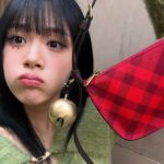 BIBI Instagram - 방울방울 귀여운 가방으로 미리메리크리스마스❤️ #Ad @burberry