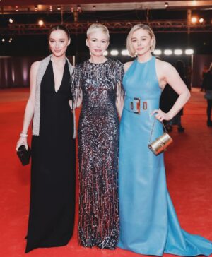 Phoebe Dynevor Instagram - Thank you @academymuseum for a very special evening. Wearing @louisvuitton ❤️