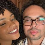 Juliana Alves Instagram - E chegou a semana que tanto aguardávamos! 
Ontem foi a pré estreia de “O Sequestro do Voo 375” em São Paulo. 
Foi emocionante reencontrar a equipe e tantos colegas de jornada e perceber a emoção do público com nosso trabalho! 

A partir de amanhã vocês vão conferir nos cinemas de todo Brasil esse longa baseado em caso impressionate e real da década de 80.

Direção @marcusbaldini Produção @estudioescarlate 
Distribuição @stardistributionbr 

ATENÇÃO PASSAGEIROS, embarque no portão 07/12 ✈️

Fotos @nicolausatudifoto   acervo pessoal
