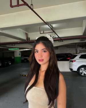 Heaven Peralejo Instagram - gotta look good from time to time
