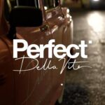 Poppy Delevingne Instagram - Are you on the naughty or nice list for Della Vite’s Perfect Christmas? 🎅🎄 

A very special thank you for making it a Perfect celebration to @lavolondon @the_botree @volcantequila @belvederevodka @michaelhennegan 🎉 

🎥 @_shaypage 

#PerfectChristmas