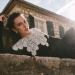 Alina Boz Instagram - @marieclairetr 🖤
Yayın Direktörü: @isiksimsek
Röportaj: @selinerkmen 
Fotoğraflar: @koraybirand
Moda Direktörü: @nazlikayran 
Styling Asistanı: @ekinsuoktar 
Saç: @no21istanbul | @feritbelli
Makyaj: @batuhansaraa
Fotoğraf Asistanı: @baristeksan
Video: @batuhankucam | @artandist