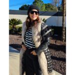Paula Echevarría Instagram - No hace frío ni ná ❄️⛄️

Chaqueta lana alpaca @theextremecollection 
Jersey @zara 
Jeans @primarkpr.es 
Deportivas @adidas_es 
Cazadora cuero @mango
Gorro @fetichesuances 
Gafas @hawkersco