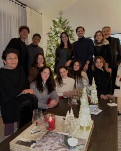 Macarena Achaga Instagram - Feliz Navidad 🎄 ..o como dice mi pobre angelito:
MERRY CHRISTMAS YA FILTHY ANIMAAAAL 🎁