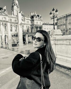 Özge Yağız Instagram - #lyon 🤍