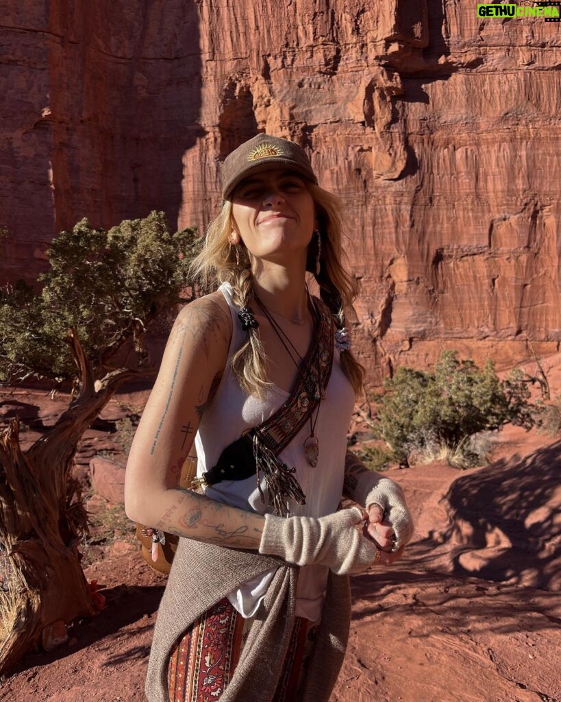 Paris Jackson Instagram - good to be back to moab after 10 years