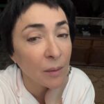 Lolita Milyavskaya Instagram – Я немного мертвенькая от усталости), но когда поднимешь голову и тебя не раздражают треснутые стёкла в куполе балкона), сразу жизнь налаживается.⁣⁣⠀
Я попросила у Евгении разрешение опубликовать ссылку и с удовольствием это делаю! Сайт: пленка-витраж.рф!⁣⁣⠀
Женя, Вы настоящий Художник ( не люблю фиминитивы) и интеллигентнейший человек!! Дай Вам Бог много заказов❤️‼️⁣⁣⠀
С уважением к очень трудной работе и к Вашей бригаде🙏