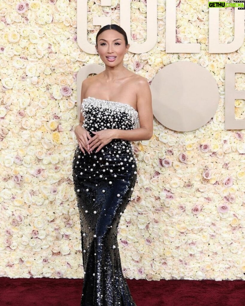 Jeannie Mai Instagram - Golden at the Globes✨ @wwd #goldenglobes