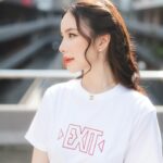 Worranit Thawornwong Instagram - ฝากหนัง Exit ค่ะ เรื่องนี้รับบทเป็นแอล หญิงสาวที่พูดไม่ได้ ใช้ภาษามือทั้งเรื่อง หนังแนวเอาตัวรอด ท้าทายมากๆเลย สู้มากๆๆ กำลังถ่ายทำอยู่ รอดูกันนะ🥹🫶🏻 #บวงสรวงภาพยนตร์Exit