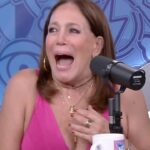 Susana Vieira Instagram - #BBB24 🏠 A @susanavieiraoficial confessou que acha o @tadeuschmidt um pão! 🗣️🥖

O #MesacastBBB chegou com tudo! Assista todos os dias, das 19h30 às 21h30, ao vivo no @globoplay, no @gshow e no @multishow 📲