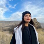 Özge Yağız Instagram - without a thought, without a voice🌥️