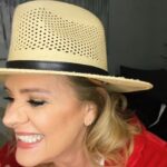 Erika Buenfil Instagram - Las personas más importantes no se buscan la vida te las presenta 🌹