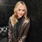 Fearne Cotton Instagram - AD Sparkly suit for tonights @samsunguk event. 
Guys, I'm out of the house and its night time. 🌙
Make up by my dear mate @justinejenkins
Suit I've had for years.