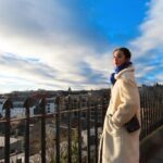 Kōki Instagram - 考え込んでいる時に自然豊かな場所に行くと気持ちがスッキリします☺️

気分転換のお散歩の時の📷

Coat @coach 

Bag : Merci @louisvuitton