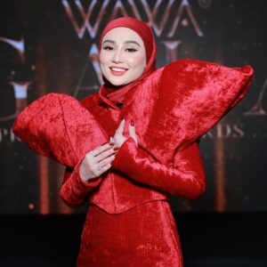 Wawa Zainal Thumbnail - 8.7K Likes - Most Liked Instagram Photos