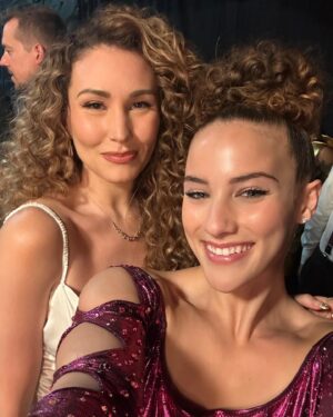 Sofie Dossi Instagram - best week EVER!!🌟