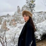 Özge Yağız Instagram - handful of diamonds❄️