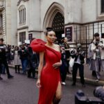 Jeannie Mai Instagram - for the girlies 💁🏻‍♀️💋
#pariscoutureweek #parisfashionweek

🎥 @throughtheglassparis