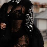 Jeannie Mai Instagram - feelin racy, I mean lacy in @onauratoutvu 🐈‍⬛ #pariscoutureweek #parisfashionweek

Amour these pics from @throughtheglassparis 📸