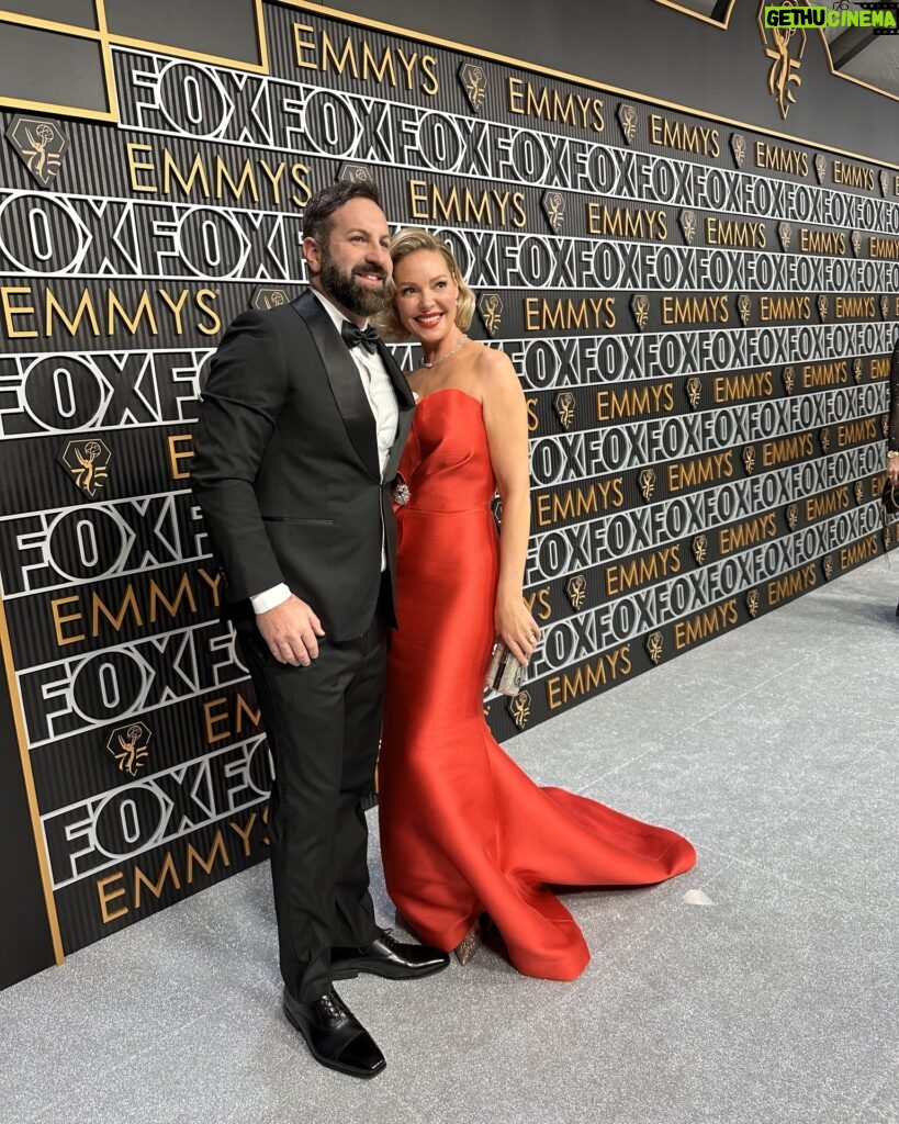 Katherine Heigl Instagram - Last week it was the magical whirlwind that is the Emmys. Hit the red carpet all glammed up and camera-ready with my incredible husband @joshbkelley. Then the small matter of a reunion with my beloved Grey's family❤. It was wonderful to catch up with everyone! Such a joy to share the stage with them again. And... if that was not excitement enough - a little fan moment with the legend that is Harrison Ford and the charming Daniel Radcliffe. Great vibes, unforgettable night!